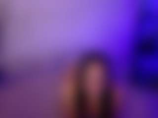 Cupcake-Izzy's Live Sex Cam Show