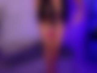Cupcake-Izzy's Live Sex Cam Show