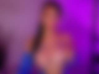 Cupcake-Izzy's Live Sex Cam Show