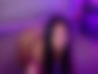 Live cam show with Cupcake-Izzy - Teen (18+) on CamSodaAdn