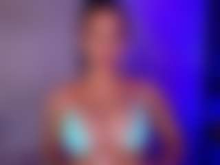 Cupcake-Izzy's Live Sex Cam Show