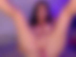 Cupcake-Izzy's Live Sex Cam Show