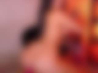 Live cam show with Cupcake-Izzy - Thick on Camsoda