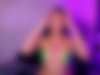 Cupcake-Izzy's Live Sex Cam Show