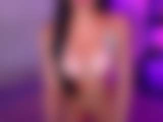 Live cam show with Cupcake-Izzy - Squirt on SquirtSoMuch