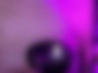 Cupcake-Izzy's Live Sex Cam Show