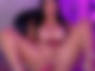 Cupcake-Izzy's Live Sex Cam Show