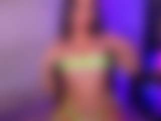 Live cam show with Cupcake-Izzy - BBW on Camsoda