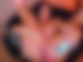Cupcake-Izzy's Live Sex Cam Show