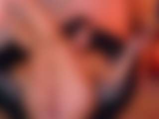 Cupcake-Izzy's Live Sex Cam Show