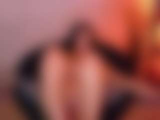 Cupcake-Izzy's Live Sex Cam Show