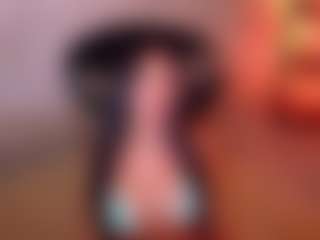 Cupcake-Izzy's Live Sex Cam Show