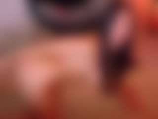 Live cam show with Cupcake-Izzy - Lovense Teen (18+) on Camsoda