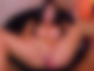 Cupcake-Izzy's Live Sex Cam Show