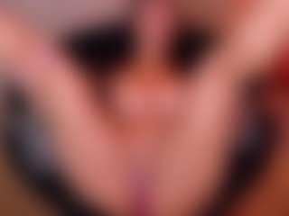 Cupcake-Izzy's Live Sex Cam Show