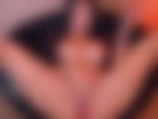 Cupcake-Izzy's Live Sex Cam Show