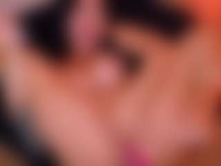 Cupcake-Izzy's Live Sex Cam Show