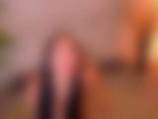 Cupcake-Izzy's Live Sex Cam Show