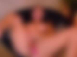 Show de cam en vivo con Cupcake-Izzy - Blowjob en Camsoda