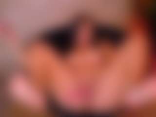Cupcake-Izzy's Live Sex Cam Show