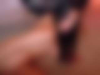 Cupcake-Izzy's Live Sex Cam Show