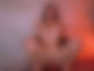 Live cam show with Cupcake-Izzy - Fetish on CamClone