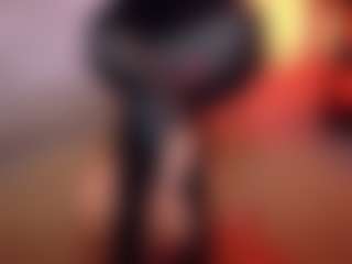 Live cam show with Cupcake-Izzy - Cowgirl on camwithhim.com