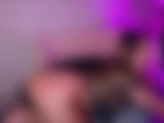 Cupcake-Izzy's Live Sex Cam Show