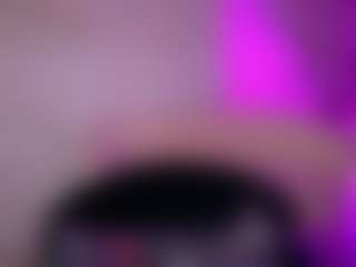 Cupcake-Izzy's Live Sex Cam Show