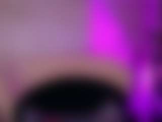 Cupcake-Izzy's Live Sex Cam Show