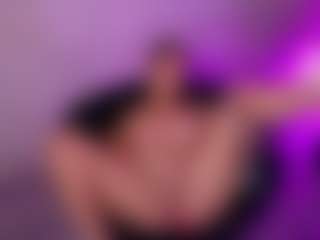 Cupcake-Izzy's Live Sex Cam Show