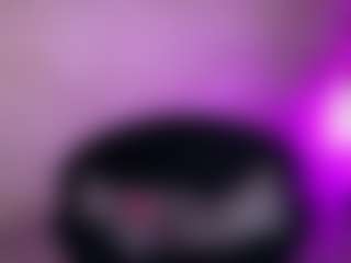 Live cam show with Cupcake-Izzy - Big Ass Big Tits on infinitiblacc.com