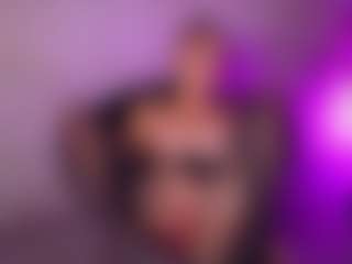 Cupcake-Izzy's Live Sex Cam Show