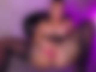 Cupcake-Izzy's Live Sex Cam Show