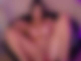 Cupcake-Izzy's Live Sex Cam Show