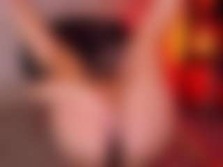 Cupcake-Izzy's Live Sex Cam Show