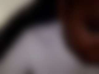 Live cam show with currentsea - Tease Ebony on CamClone