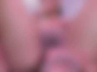 Live cam show with Elaine - Athletic Teen (18+) on Camming Site