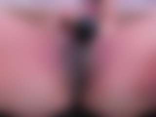 Elaine's Live Sex Cam Show