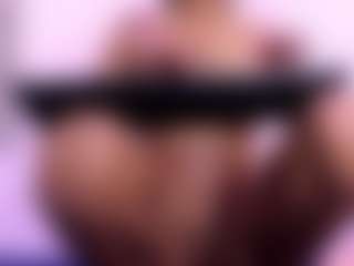 Live cam show with Elaine - Public on dropp.cam