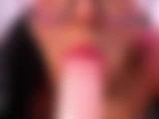 Elaine's Live Sex Cam Show