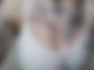 Show de cam en vivo con KennyVibe - Lesbian en Camsoda