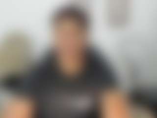 Yoximanuelmartz's Live Sex Cam Show