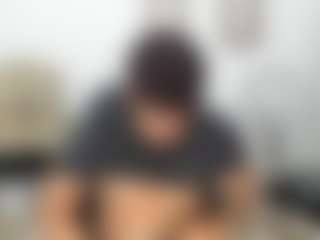 Yoximanuelmartz's Live Sex Cam Show