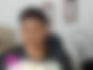 Yoximanuelmartz's Live Sex Cam Show