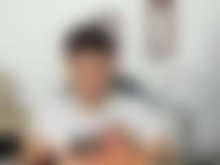 Yoximanuelmartz's Live Sex Cam Show