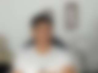 Yoximanuelmartz's Live Sex Cam Show