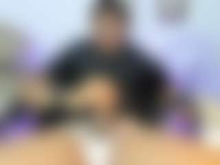 Yoximanuelmartz's Live Sex Cam Show