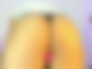 Live cam show with Yoximanuelmartz - No Smoking on Camsoda