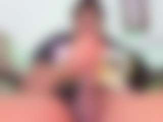 Yoximanuelmartz's Live Sex Cam Show